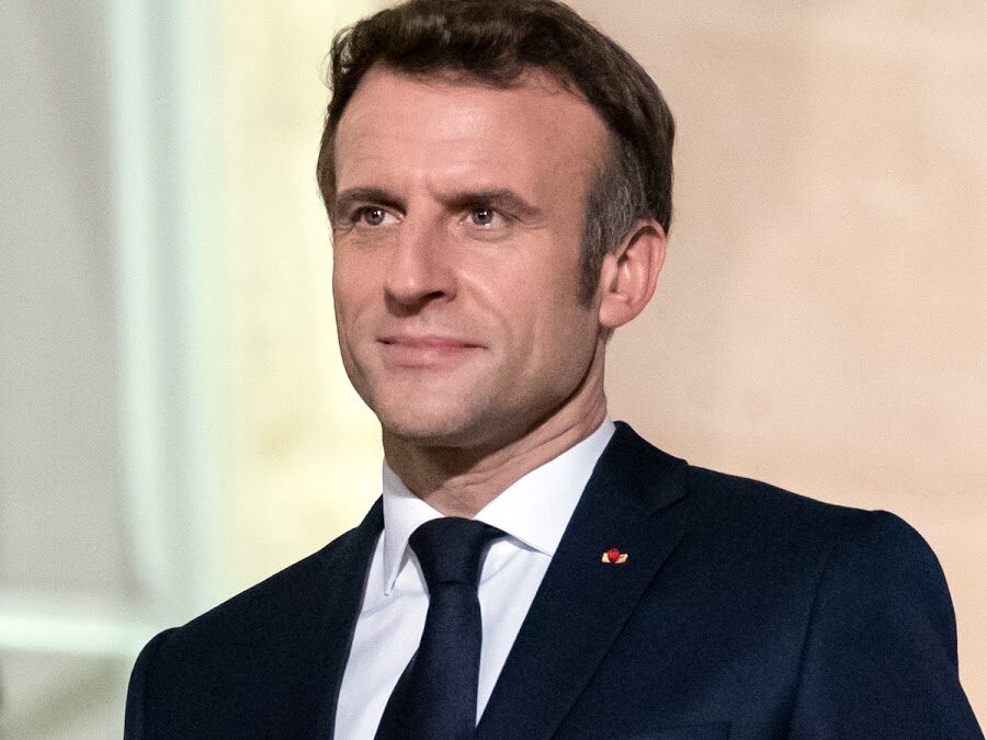 La nouvelle série vidéo d’Emmanuel Macron : quels sont les atouts d’un tel format ?